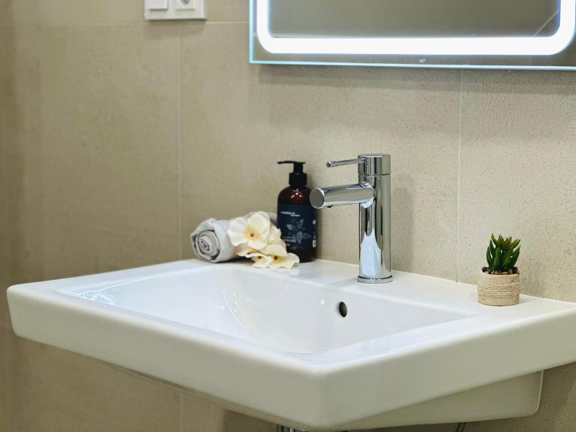 Studio Kralovice Apartment プラハ エクステリア 写真