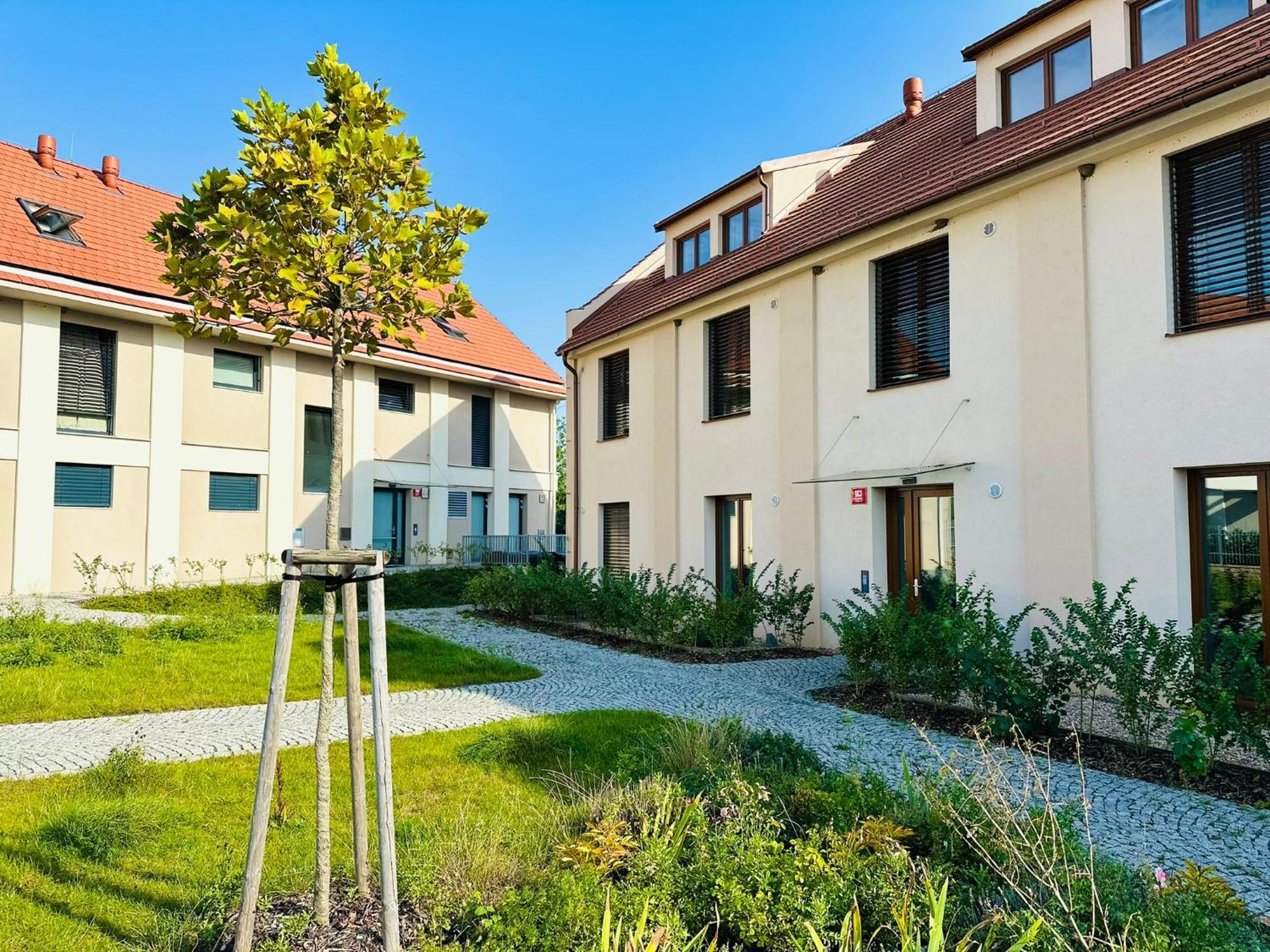 Studio Kralovice Apartment プラハ エクステリア 写真