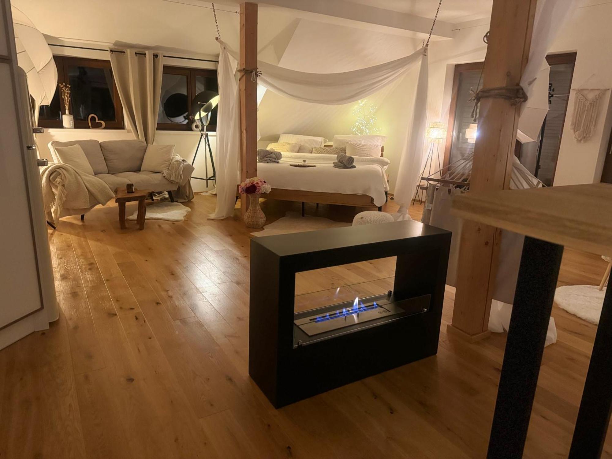Studio Kralovice Apartment プラハ エクステリア 写真